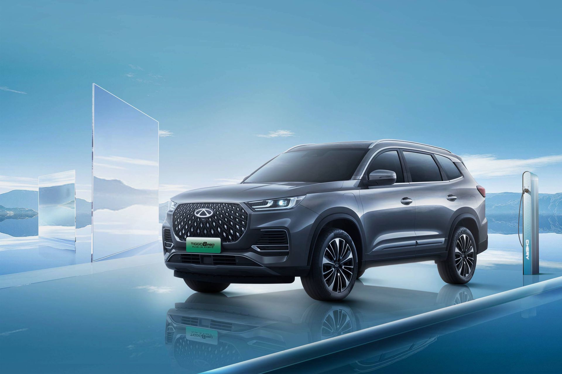 Chery Tiggo 8 PRO Plug-in Hybrid - цены и характеристики, купить у  официального дилера